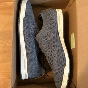 9.5M IZOD Men's Grey Breeze Oxford Casual Shoes, Wingtip Memory Foam